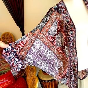 Anthropologie Manila Lightweight Velveteen Bohemian Print Kimono New Wrap Topper
